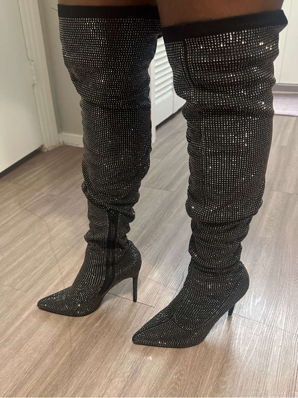 Black Rhinestones heels - Picture 6 of 8